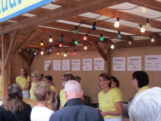 Strassen-_und_Hoffest 2014_026.jpg